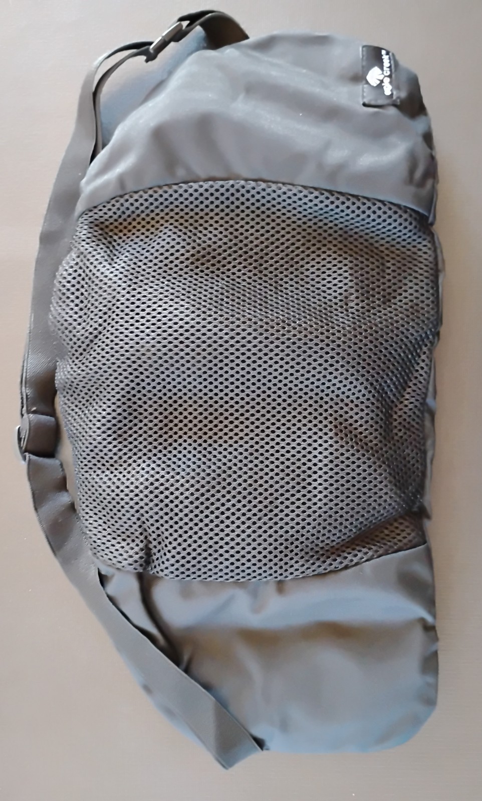 eagle creek water sling pack