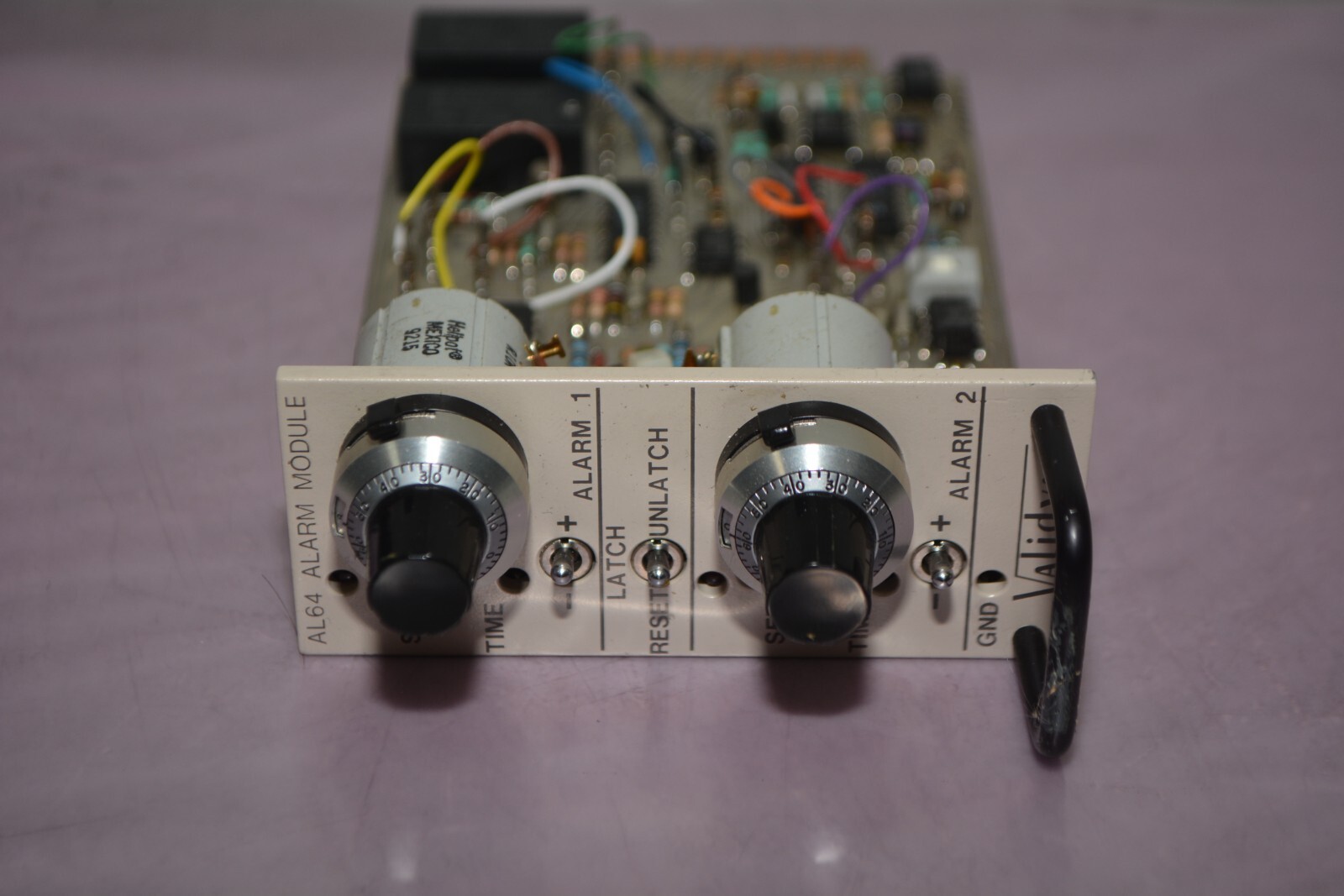 ^ Validyne AL64 Alarm Module #X4225