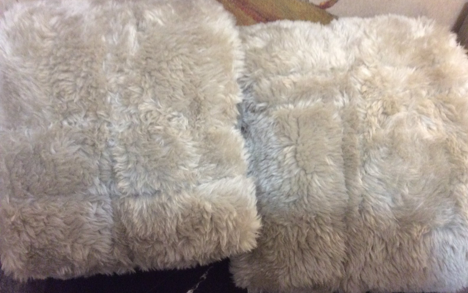 Pottery Barn Two (2)  Faux Fur Shearling King Shams NWT Stone Gray NWOT Cozy