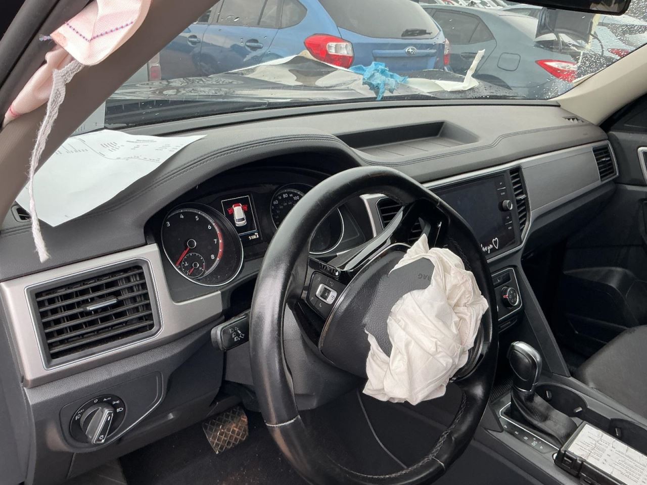 ATLAS 2018 Glove Box 4982003