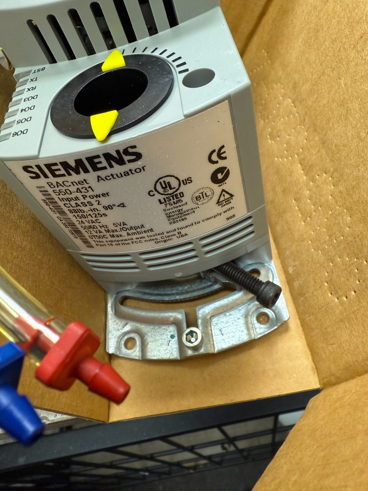 Siemens 550-431 Actuator 24 V BACnet VAV GLB missing mounting bracket Unit