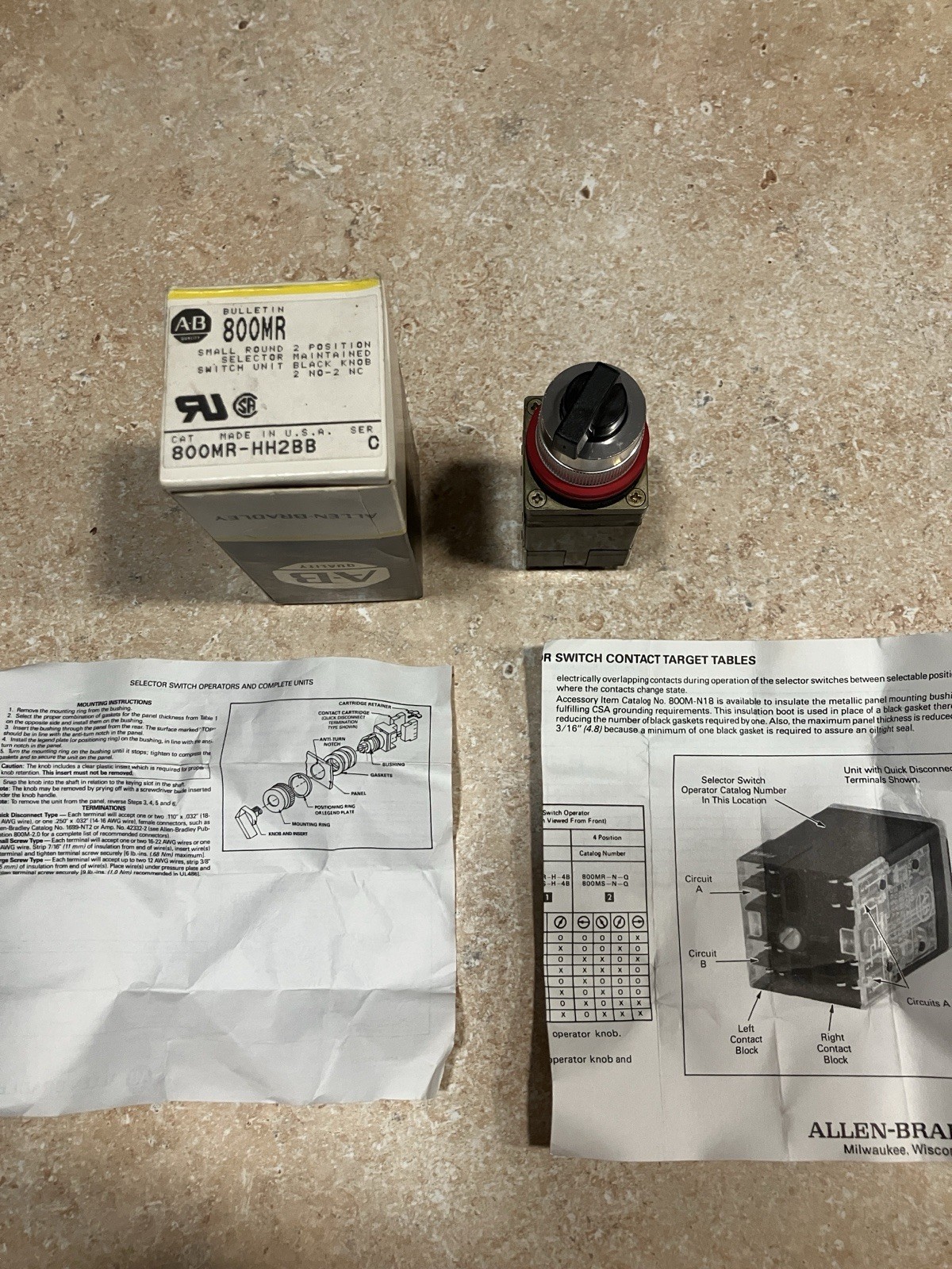 ALLEN BRADLEY 2 POSITION SELECTOR MAINTAINED SWITCH 22MM CAT#800MR-HH2BB