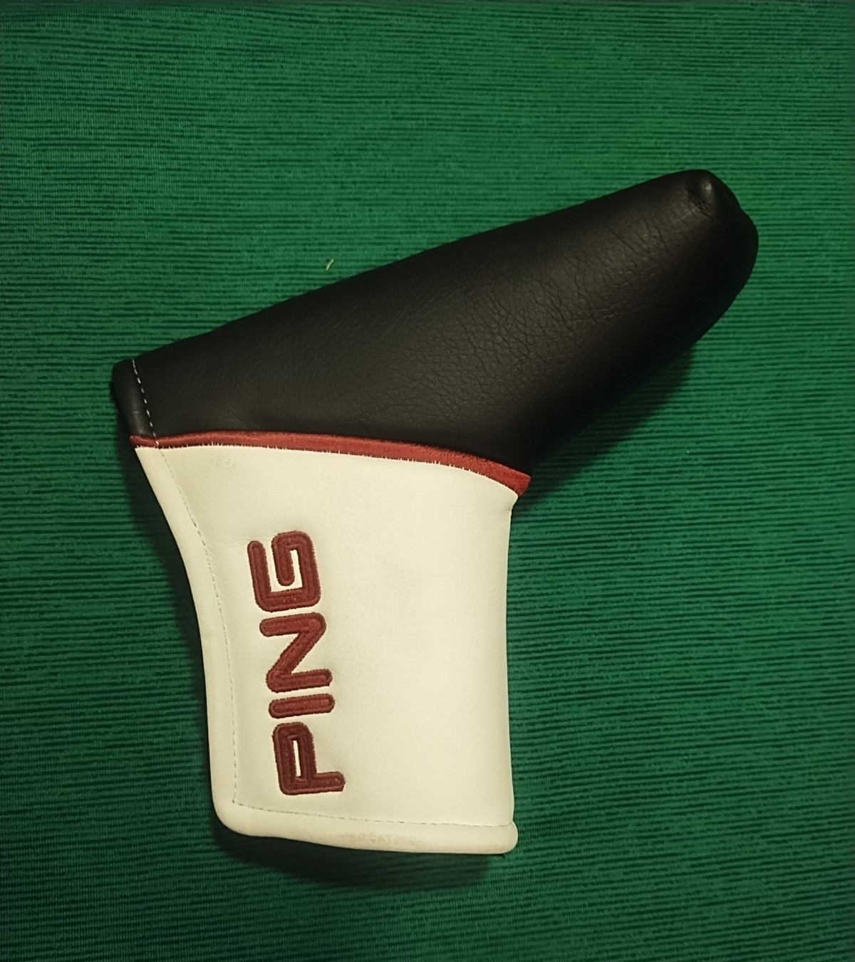 NEW ! PING Scottsdale Blade putter head cover - NON MEGNATIC CLOSURE