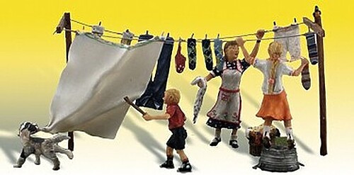 Woodland Washday Getaway - HO Scale Model Railroad Figure - #a1936