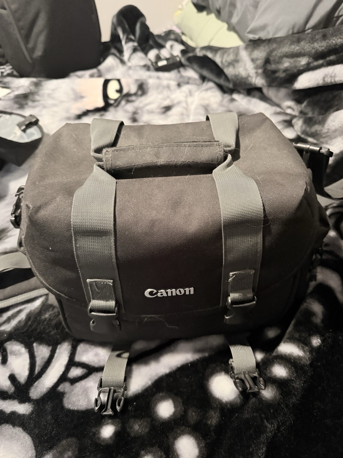 Canon EOS Rebel T6i Kit w/ EF 50mm, 18-55mm, 55-250mm Lenses & Accessories