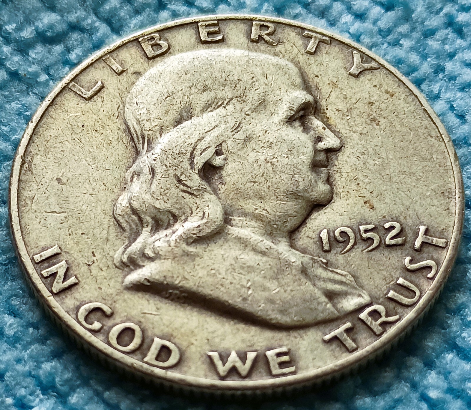 90% SILVER FRANKLIN HALF DOLLAR USA 1952 D