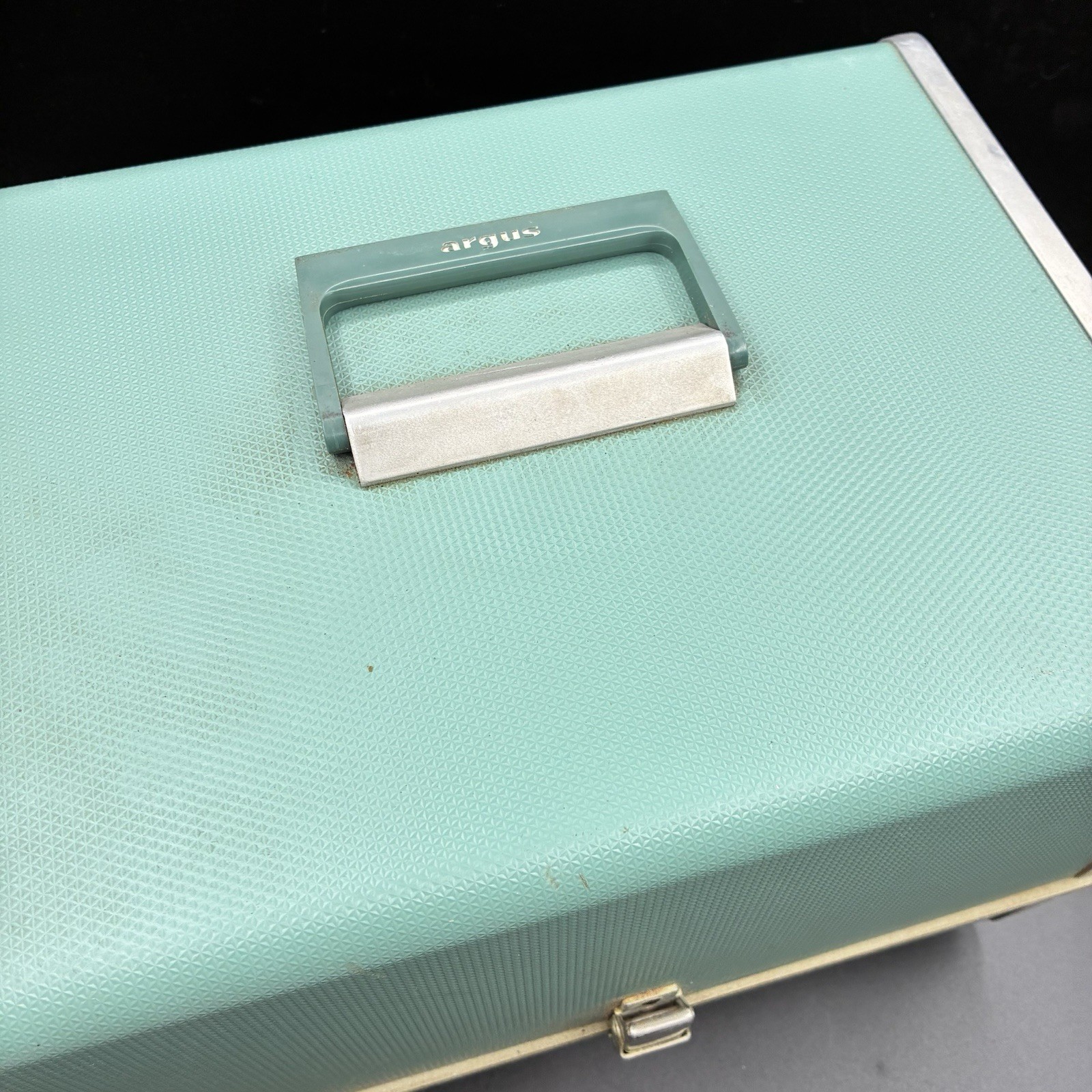 Argus 500 Automatic Slide Projector w/case Vintage Untested No CORD PARTS/REPAIR