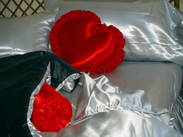 Bridal Satin E KING Fitted sheet - Deep pocket fits up to 23" drop 78" W x 80" L
