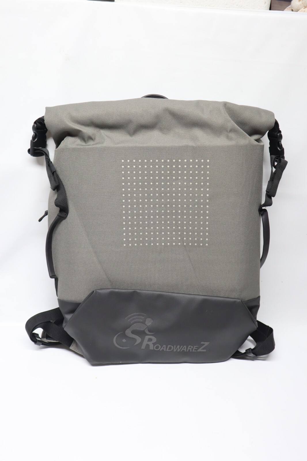 Roadwarez Street Warrior Bluetooth Enabled Cycling Backpack (Gray) - New