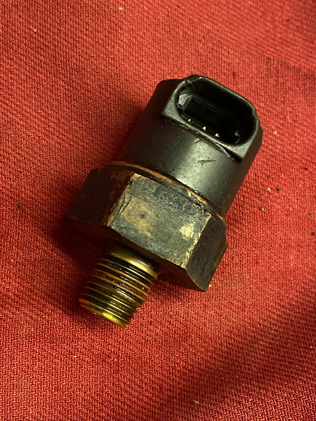 DETROIT DIESEL SENSOR OIL PRESSURE 23511176
