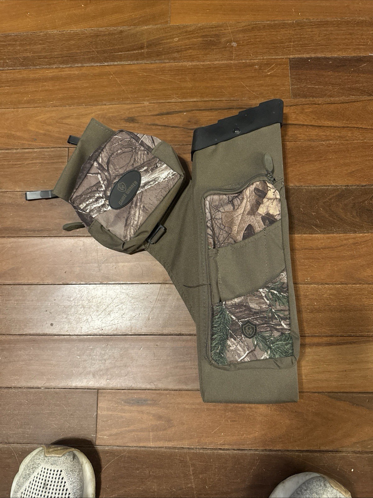 Game Winner Waist Hanging Camouflage Arrow Quiver RTX 4 Tubes Real Tree
