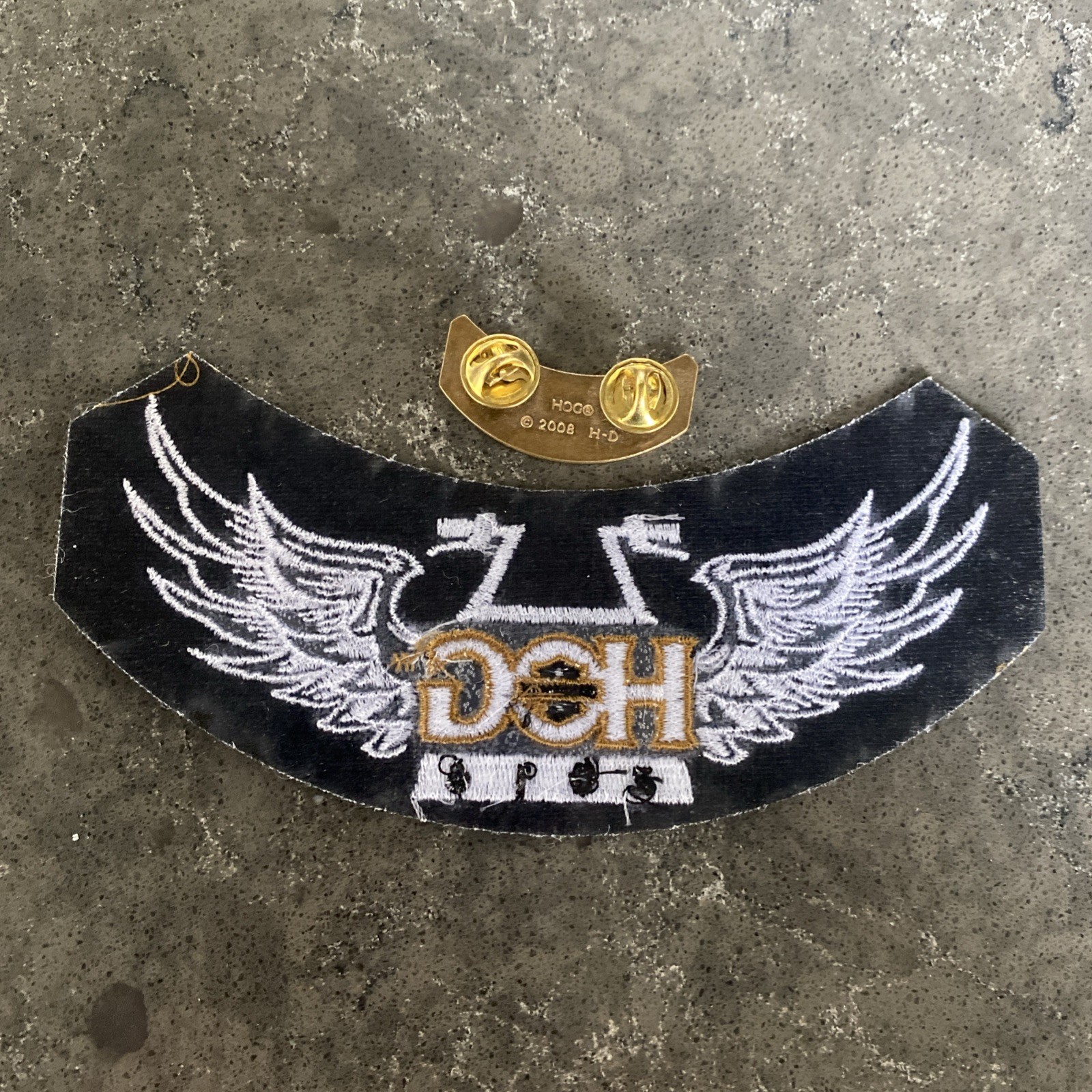 2016 Harley Davidson Owners Group HOG Annual Rocker Patch + Brass Pin