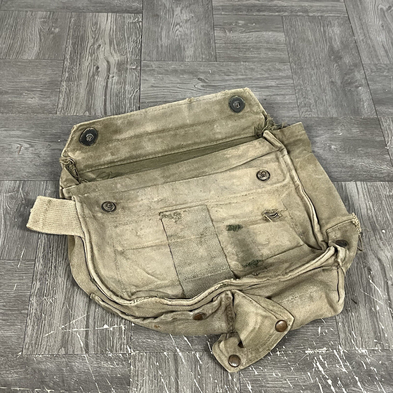 Korea? US Army CHEMICAL CORPS M- Lightweight Service Gas Mask CARRYING BAG CASE