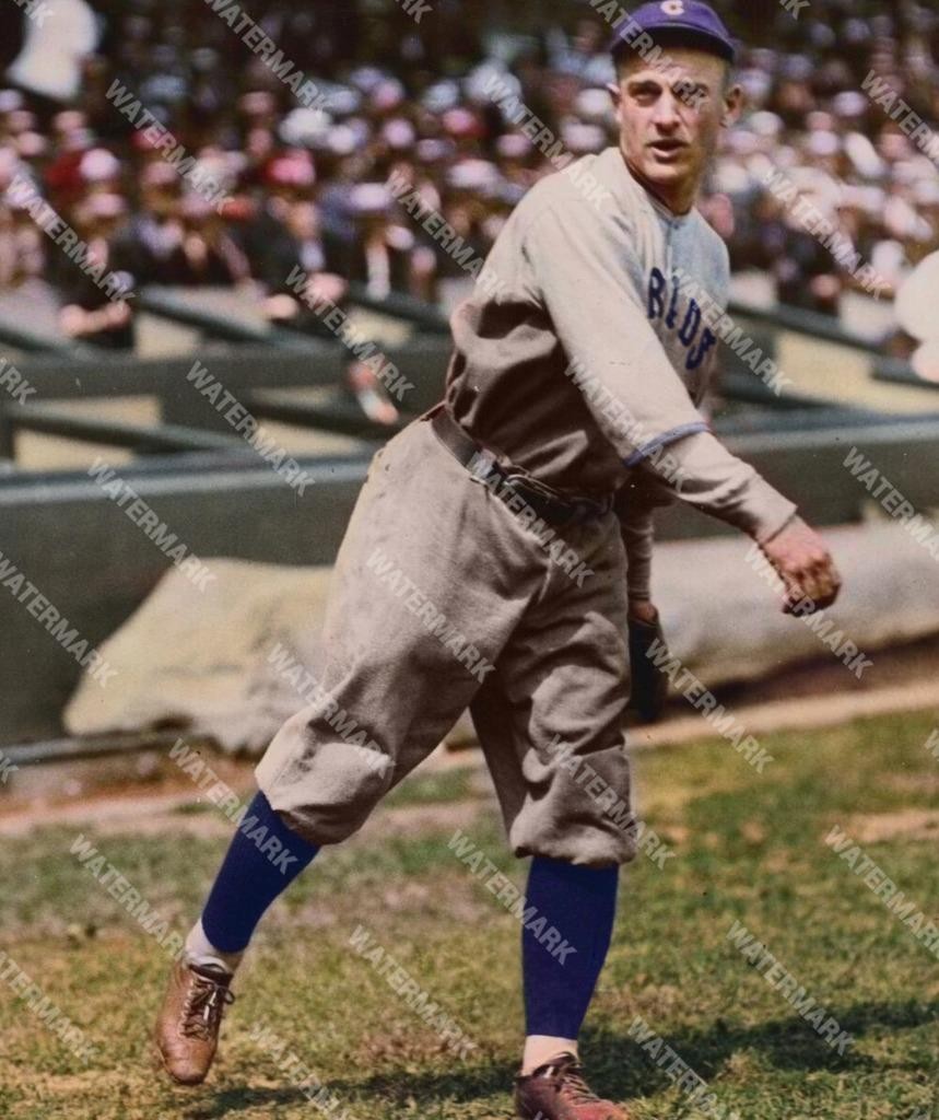 GX715 Lawrence Doyle New York Giants 8x10 11x14 16x20 Colorized Photo