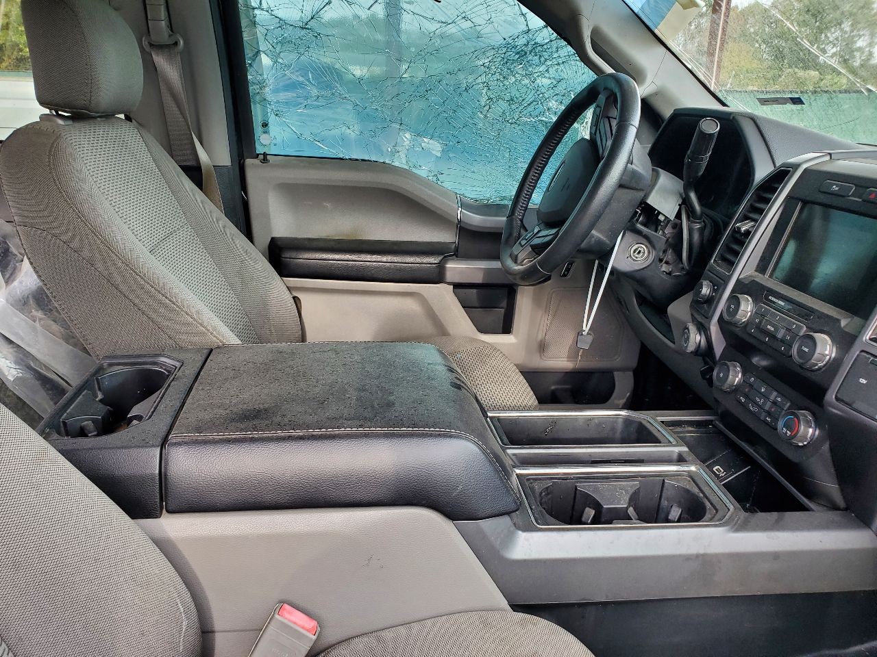 2019 Ford F150 XLT OEM Complete Glove Box