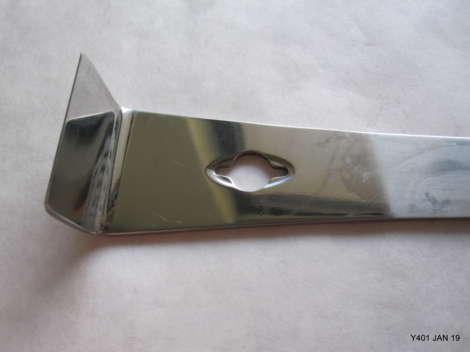 10" OAL Chrome Finish Pry Bar 135812