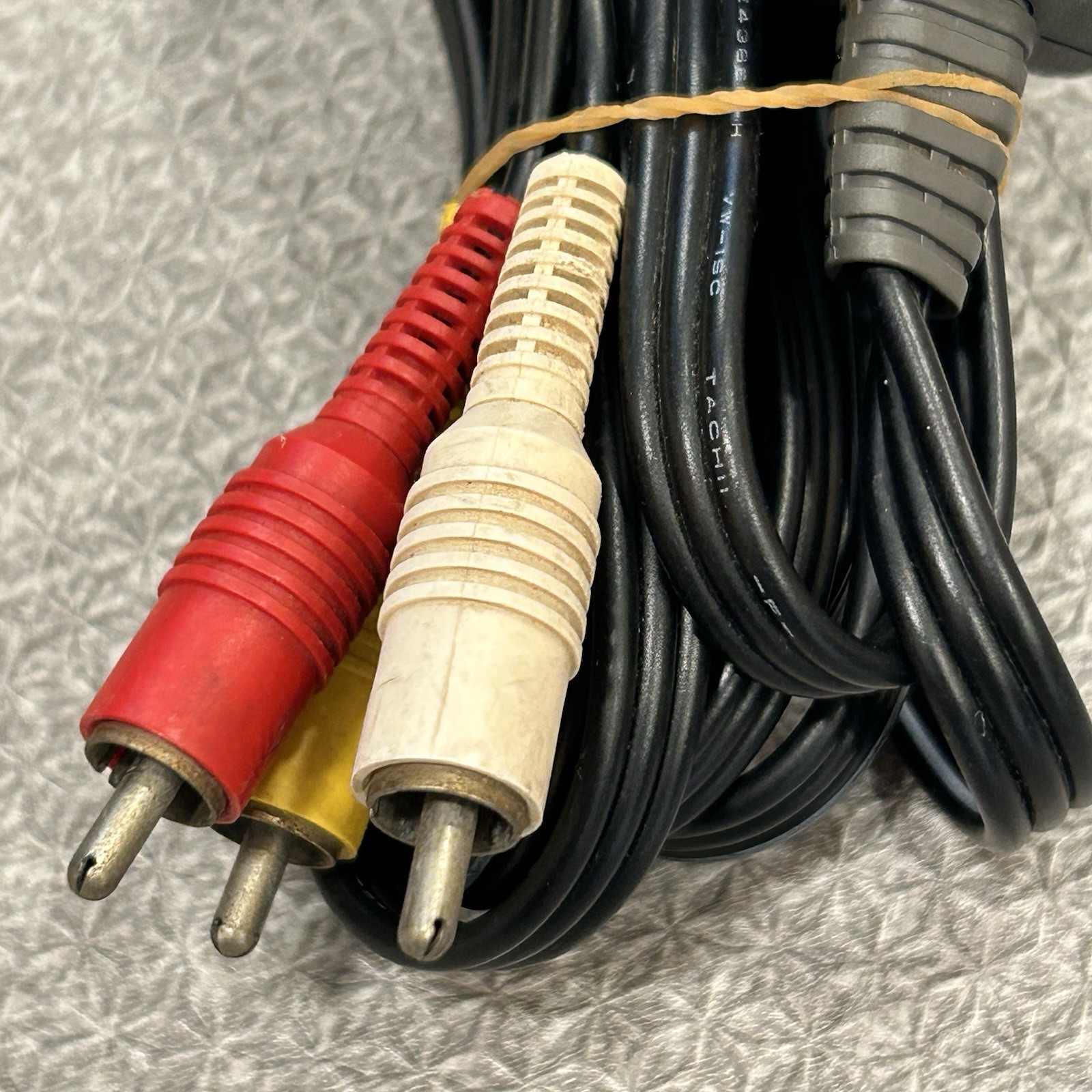 Official Nintendo Composite RCA AV Cable SNES N64 GameCube TESTED WORKING