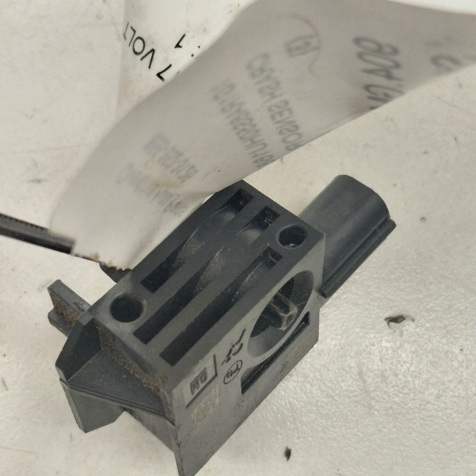 Chevy Volt Contact Sensor 2016 2017 2018 2019