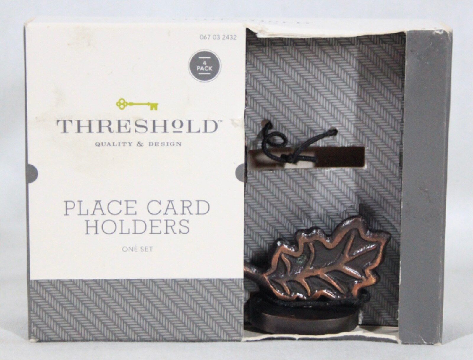 THRESHOLD QUALITY & DESIGN SET OF 3 BROWN CAST IRON LEAF PLACE CARD HOLDERS NEW