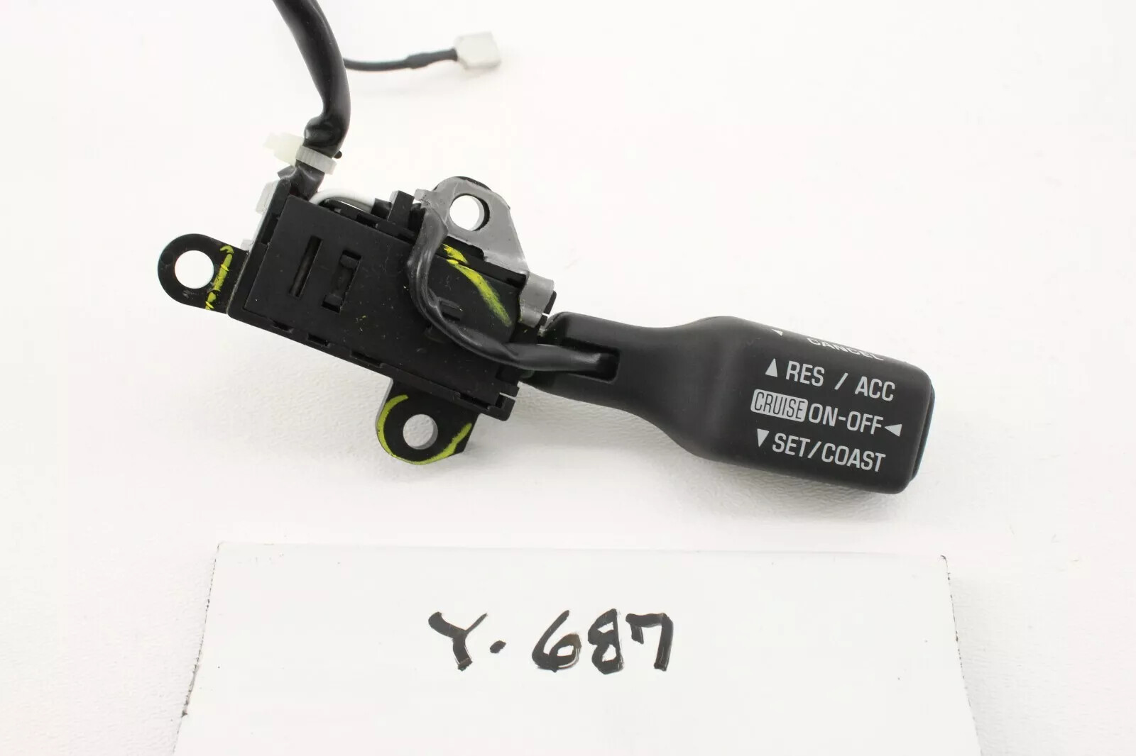 New OEM Genuine Toyota Cruise Switch 2002-2004 Camry Lexus ES300 84630-06040