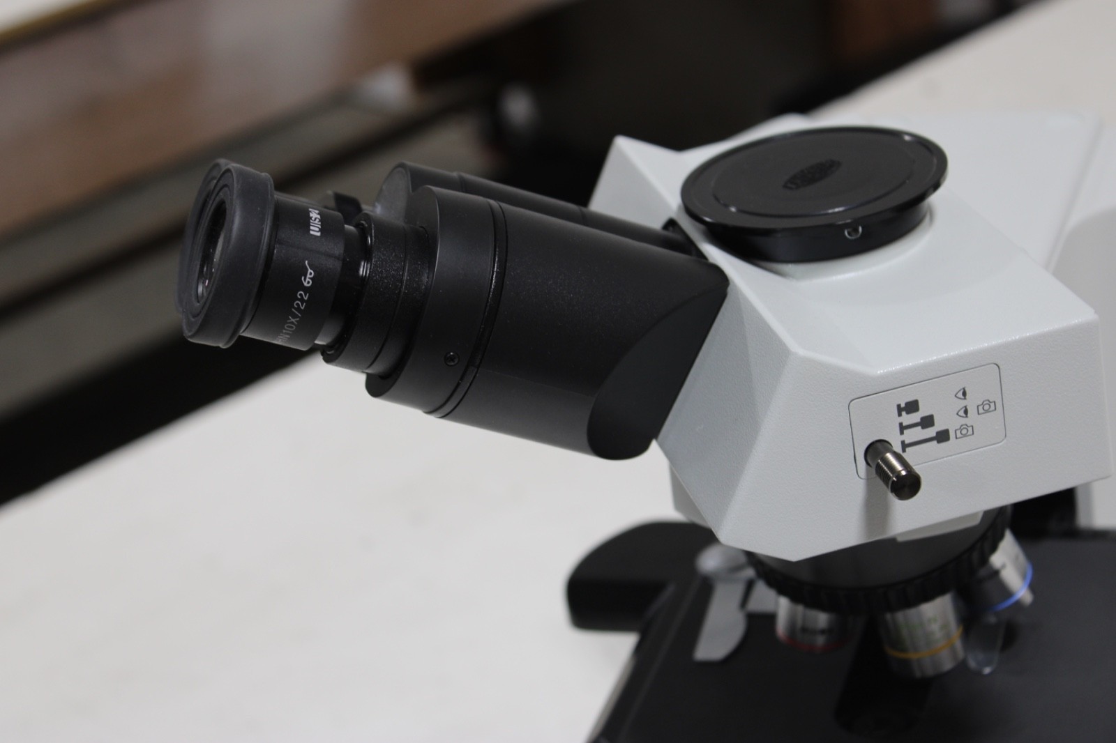 NICE Olympus BX41 Microscope with 4 Objectives