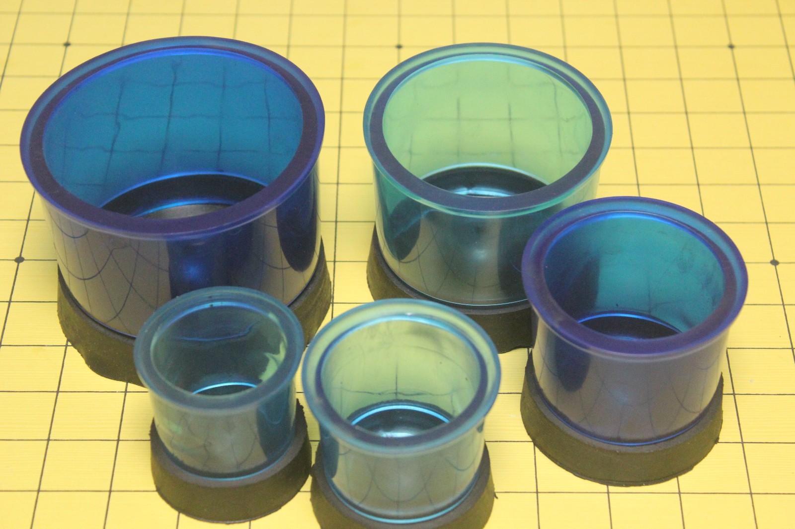 NEW 5PC SET Plastic ROUND CASTING FLASKS RINGS FORMERS W/BASE A694