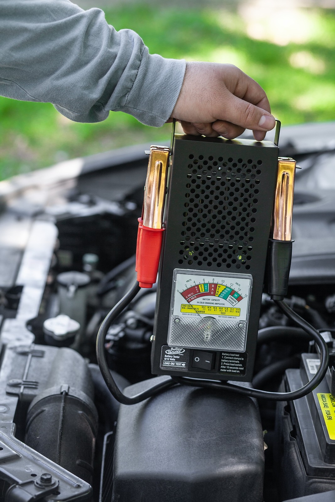 Battery Load Tester Battery Charger 12V at 100 Amp or 6V at 50 Amp Car Truck RVs