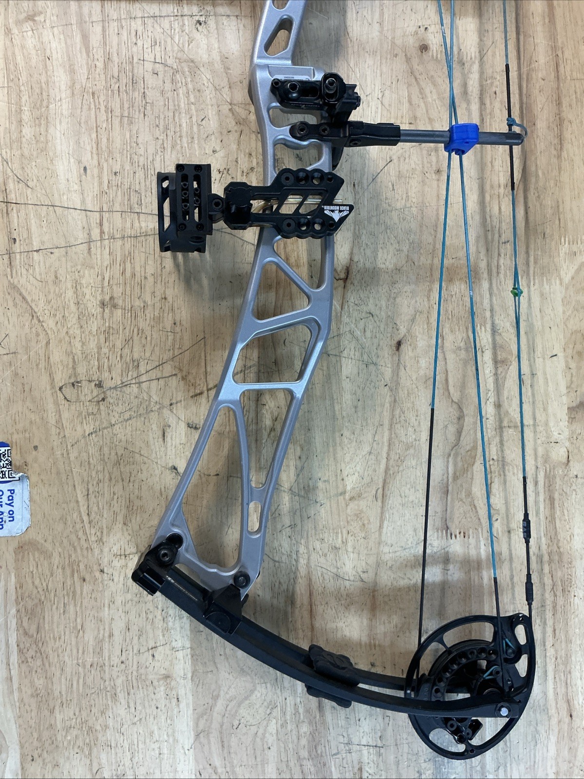 Elite Rezult 38 Compound Bow