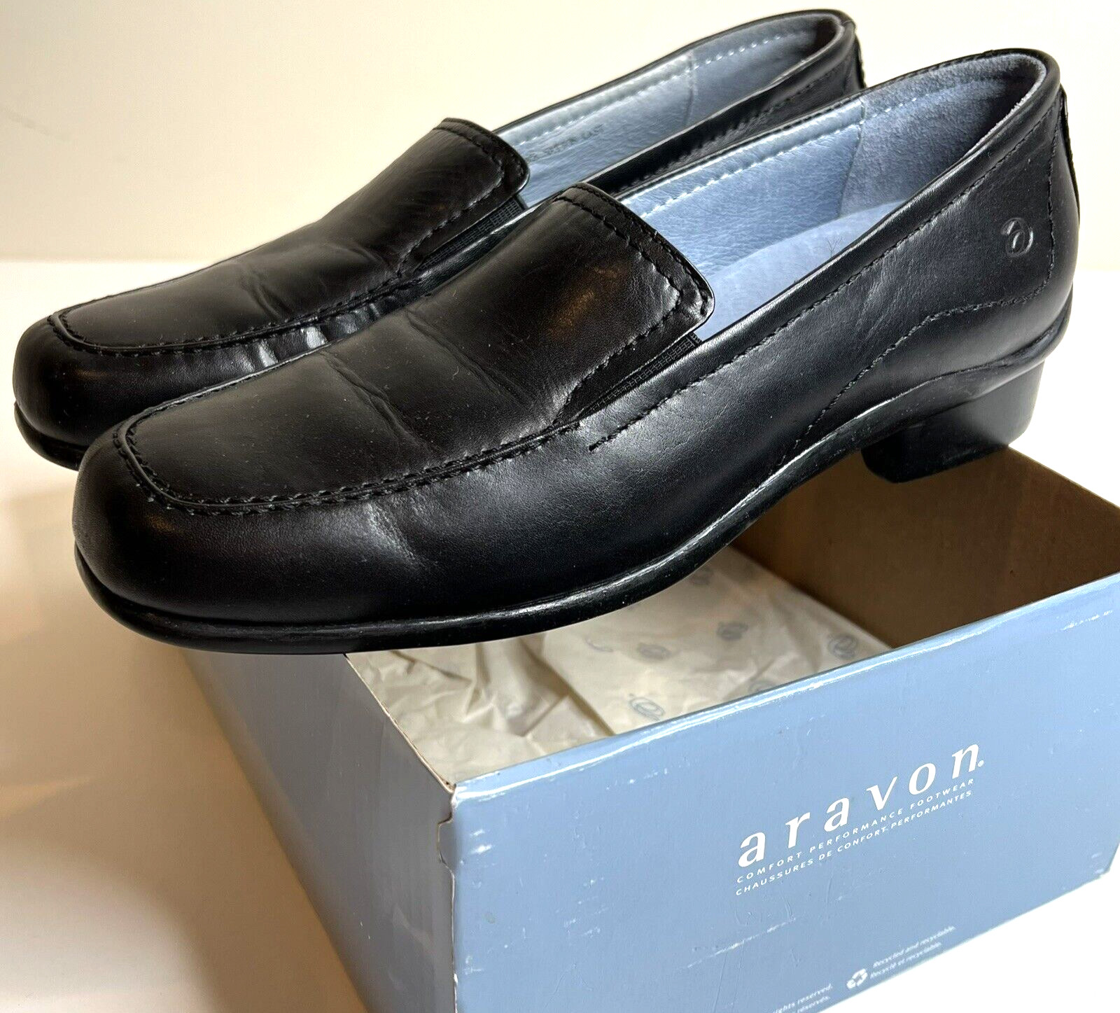 Aravon Women's Narrow Black Leather 7.5 2A Slip On Loafers Low Shoes WOE02BK NEW