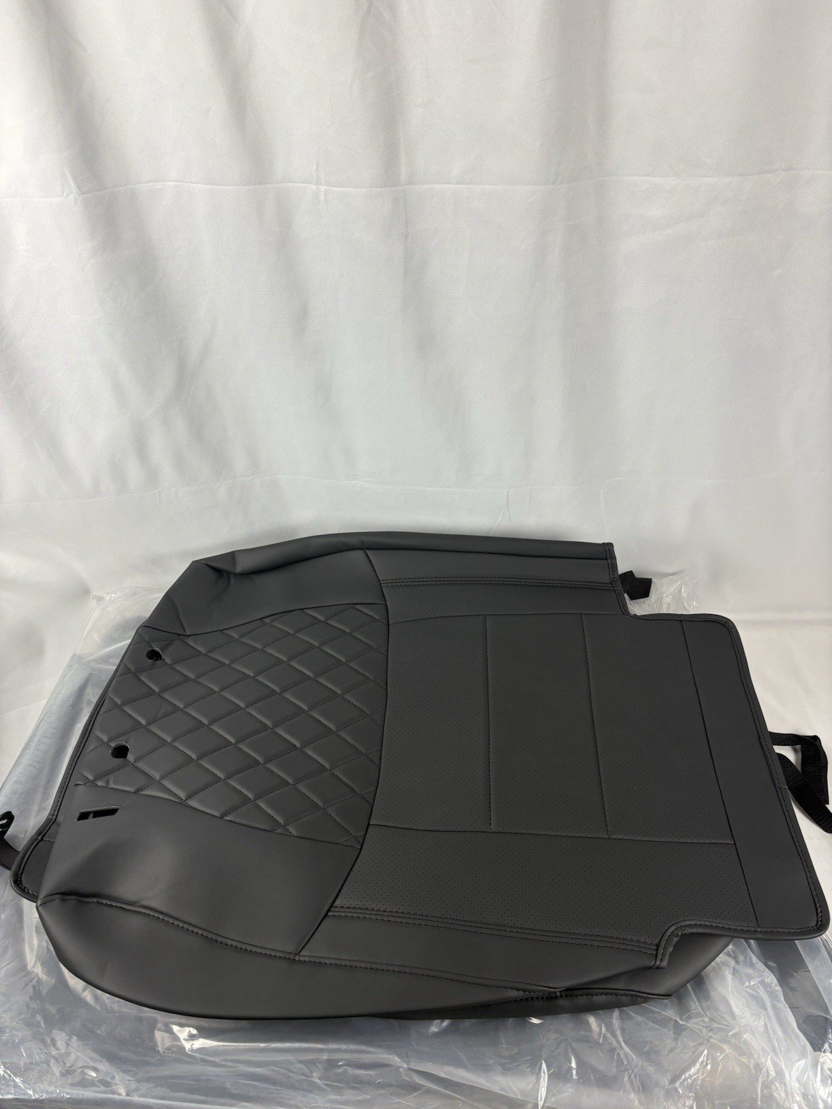 Full Set car seat Covers for Toyota Tundra 2022-2024,Faux Leather Waterproof Pic