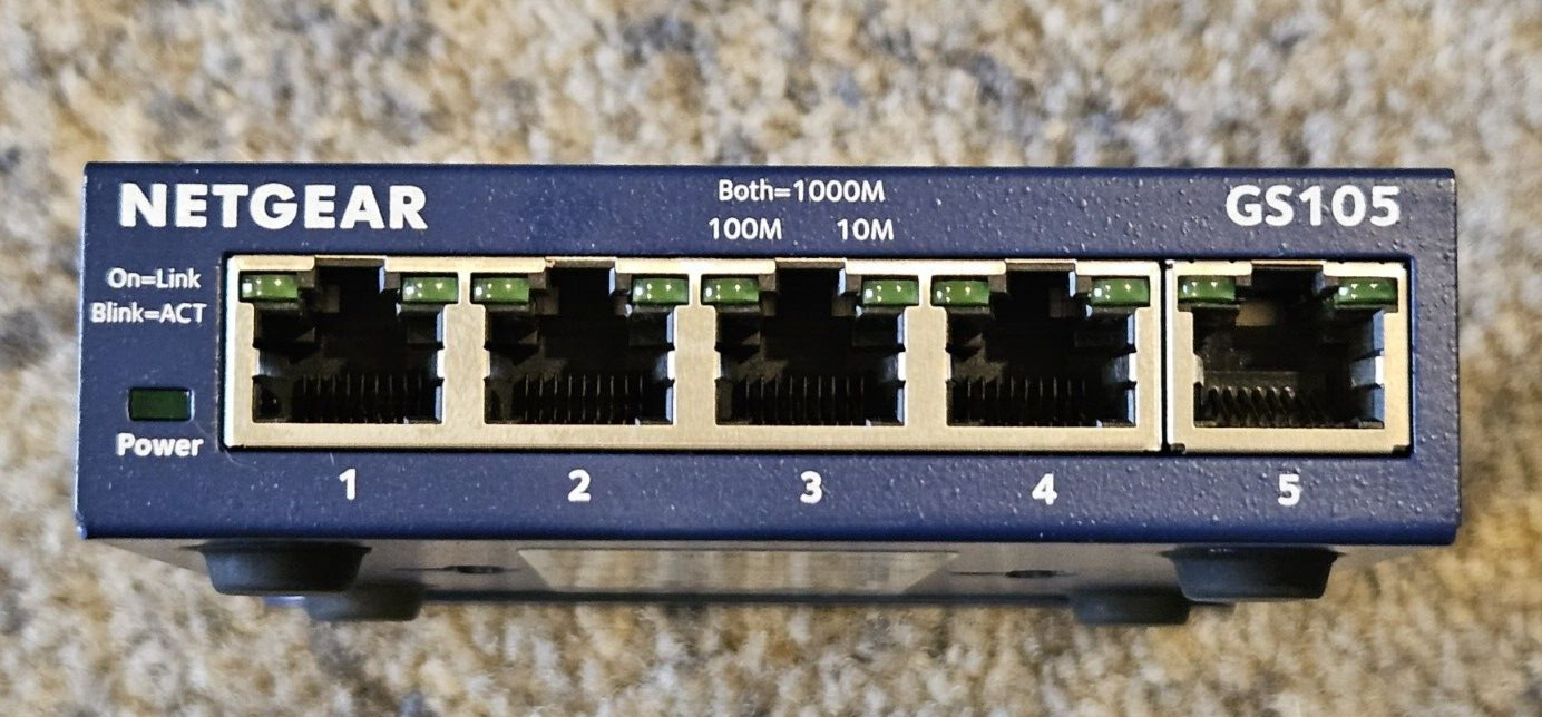Netgear ProSafe GS105 5-Port Gigabit Switch