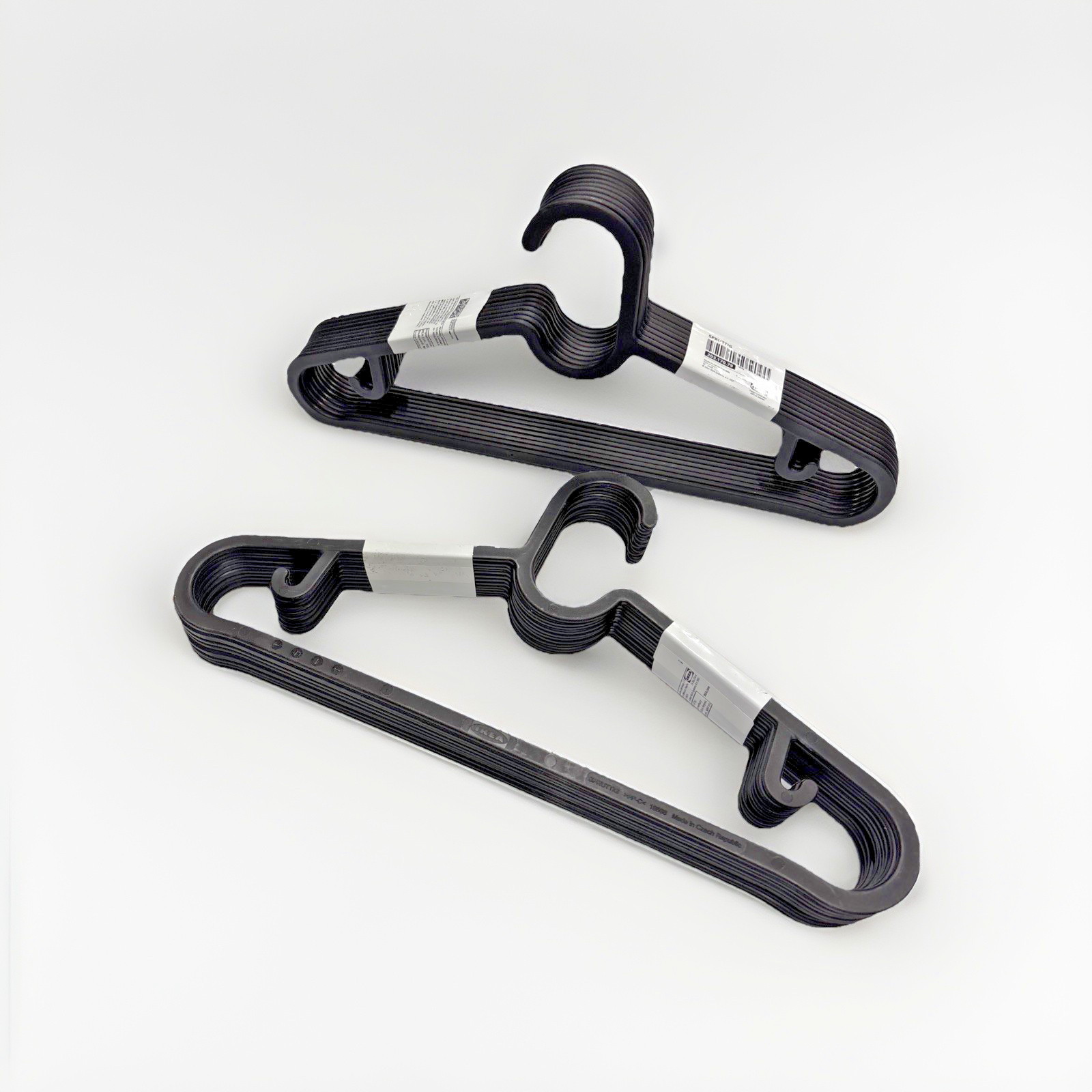 NEW! (20 Count) IKEA SPRUTTIG Hangers Black Thin Plastic 20 Total 203.170.79