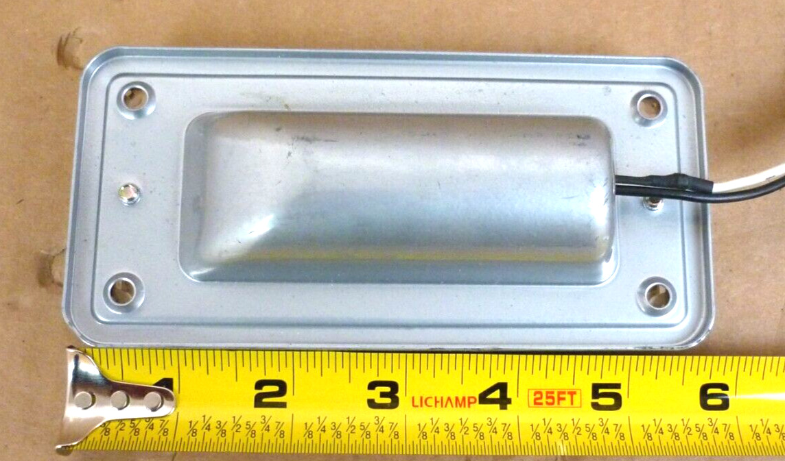 Rectangular Lamp Header Assembly