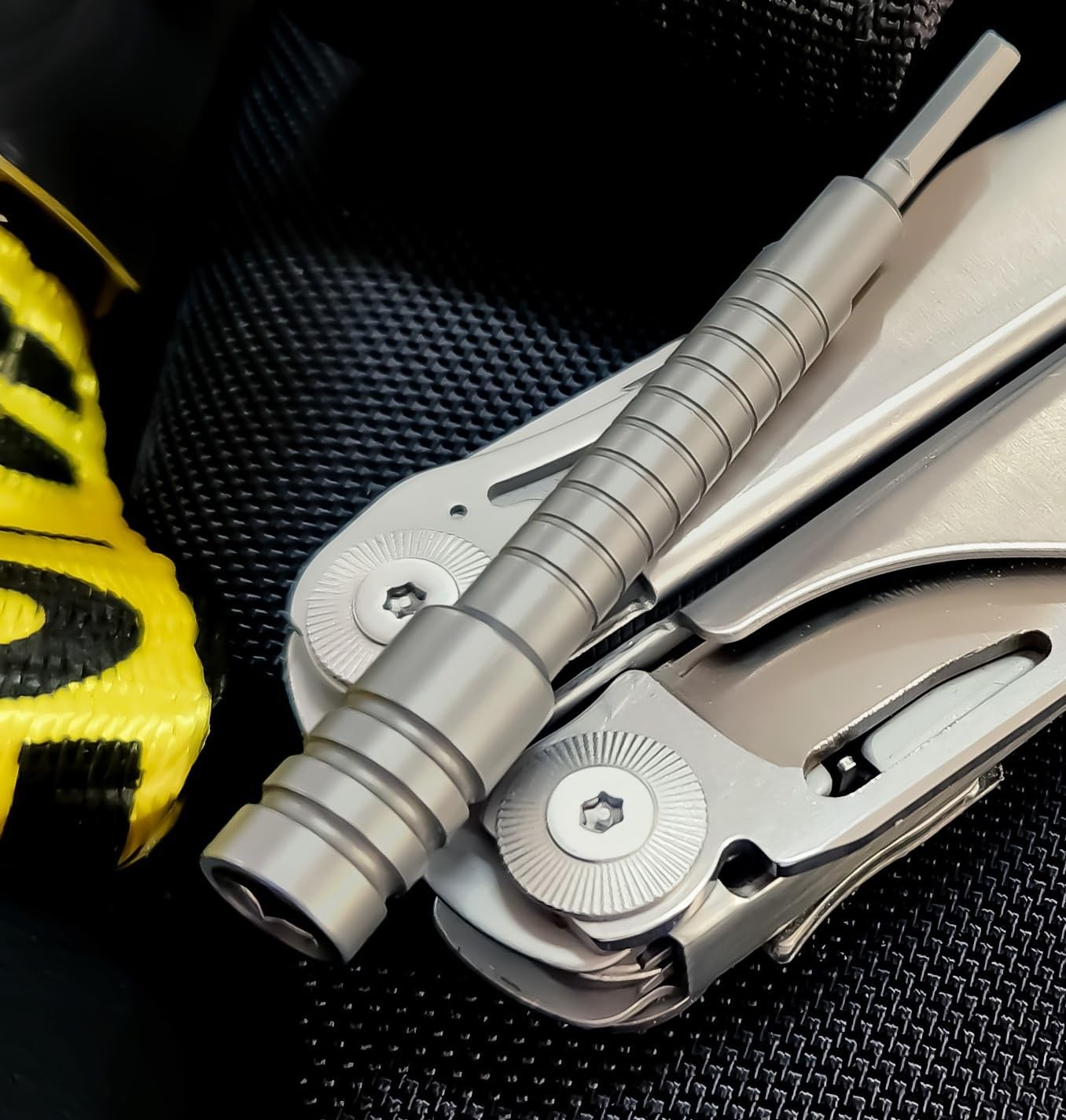 Galvanox Multi-tool Bit Driver Extender - Compatible with Pocket Size, Silver