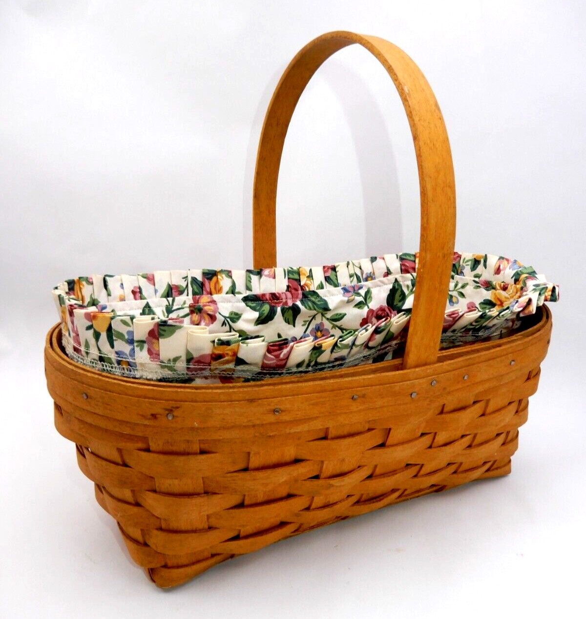 SINGLE HANDLE LONGABERGER BASKET W/ CHORE DIVIDER, PLASTIC & FABRIC LINERS 1999