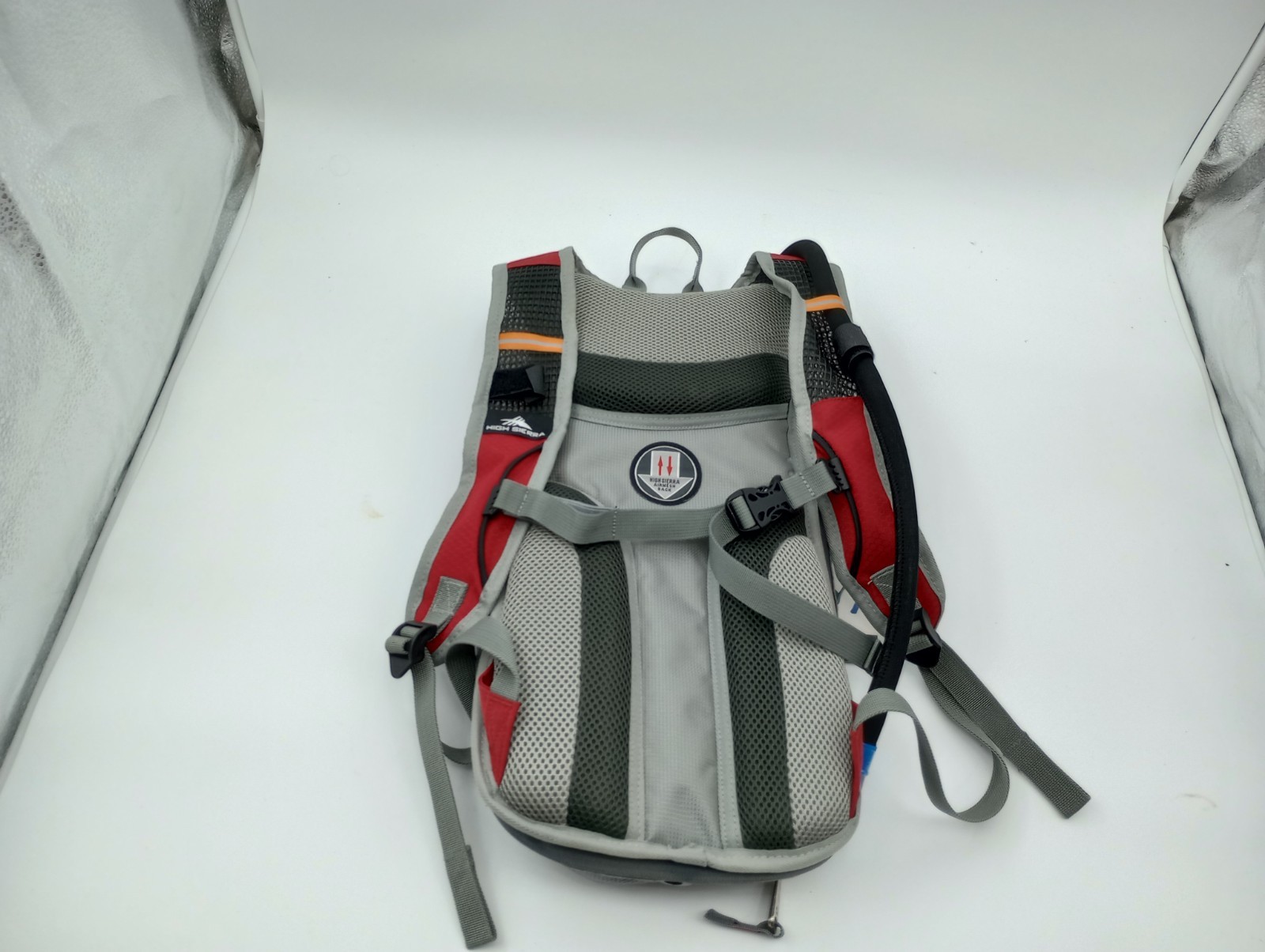 High Sierra Hydration Pack 2L Red w/ Padded Straps for Camping & Hiking NEW