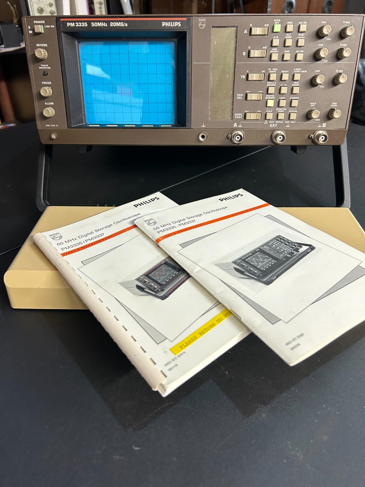 Phillips PM3335 50MHz 20MS/s Oscilloscope