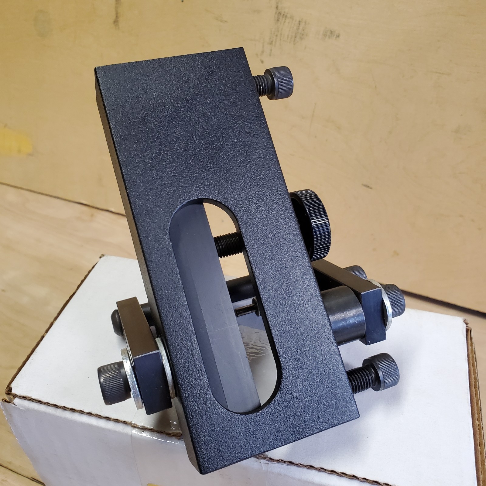 Universal Sight Tool