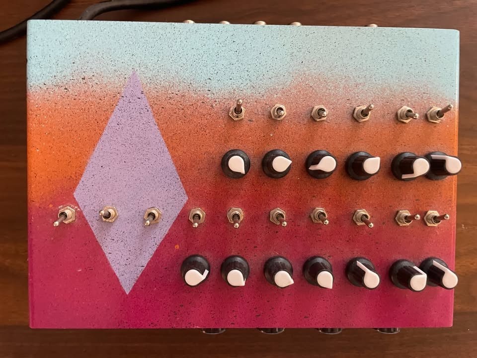 CoolPics/biz Linearociter Video Synth Device like TachyonsPlus - Great Condition