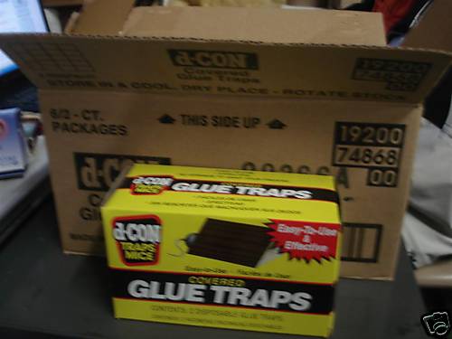 D-CON COVERED GLUE TRAPS--- 12 TRAPS PER ORDER