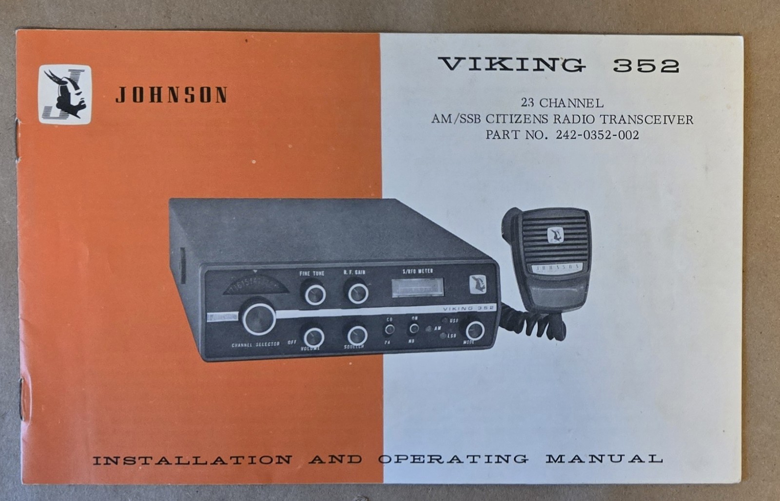 Johnson - Viking 352 AM/SSB CB Radio Owners Manual