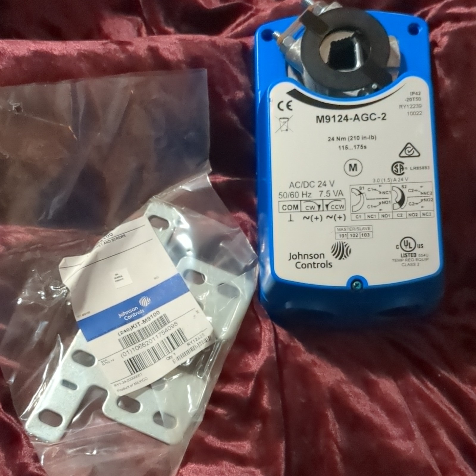 Johnson Controls M9124-AGC-2 Non-Spring Return Damper Actuator 24V w/KIT