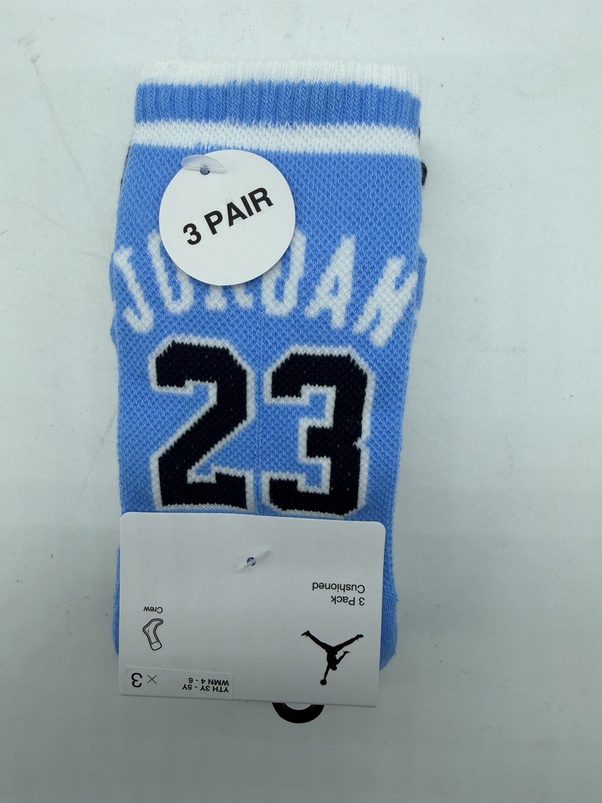 NEW 3 PAIR PACK NIKE JORDAN CUSHIONED CREW SOCKS UNISEX SIZE SMALL MSRP $18.00