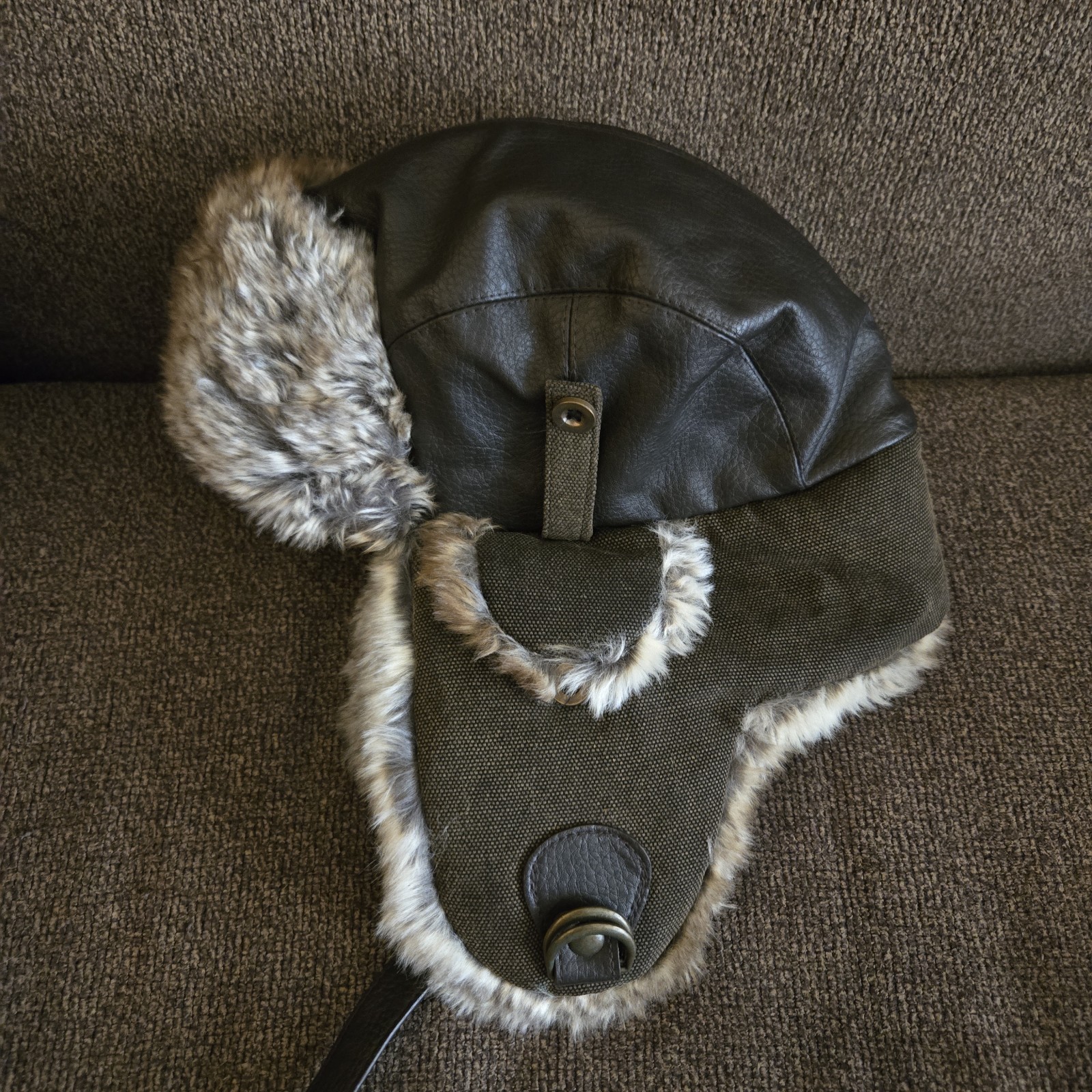 EUC Size L Red Head Leather Canvas Brown Trapper Hat Faux Fur Trim Quilted Lined