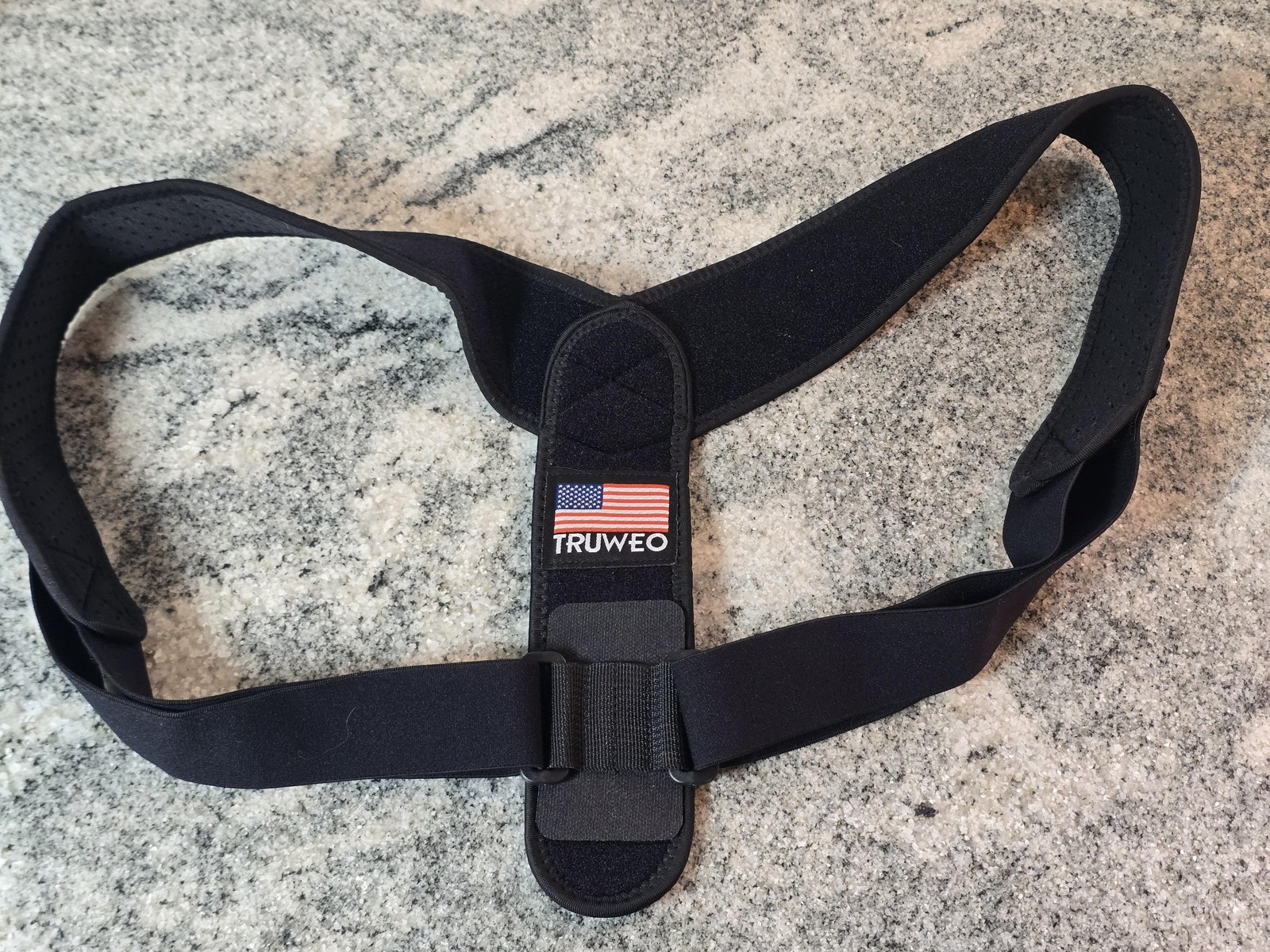 TRUWEO Posture Corrector Back Brace Adjustable Black Reusable Support Strap