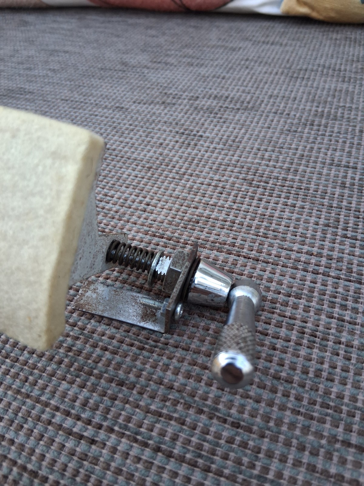Hayman Vibrasonic Internal Damper.