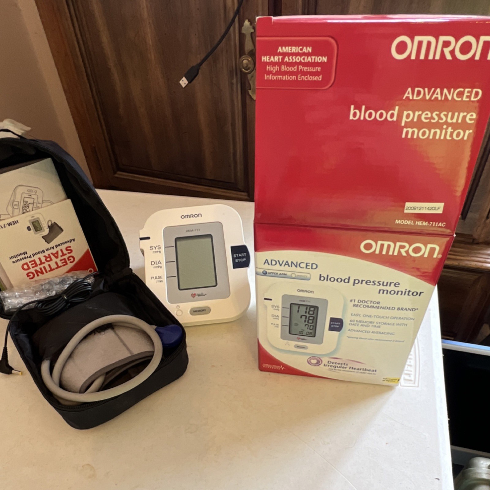 Omron HEM-711 Advanced Digital Upper Arm Blood Pressure Monitor w/ Cuff & Case