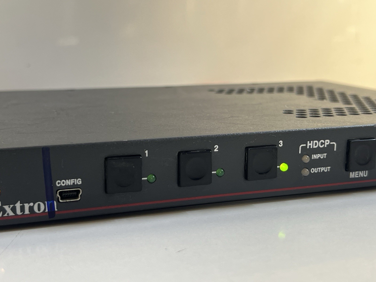 EXTRON DSC 301 HD HDCP-Compliant Video Scaler (Without Ac Adapter)