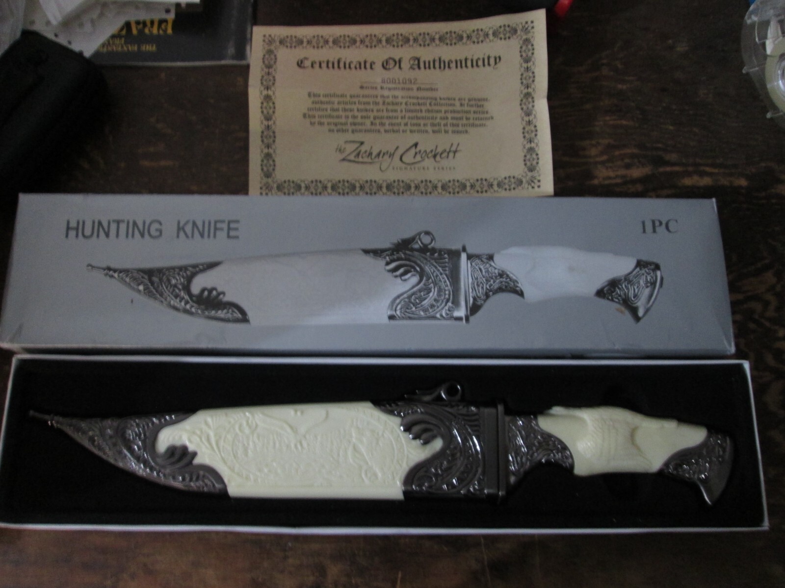 Zachary Crockett Signature Series Hunting Knife 9.5" Brand New Wildlife Theme