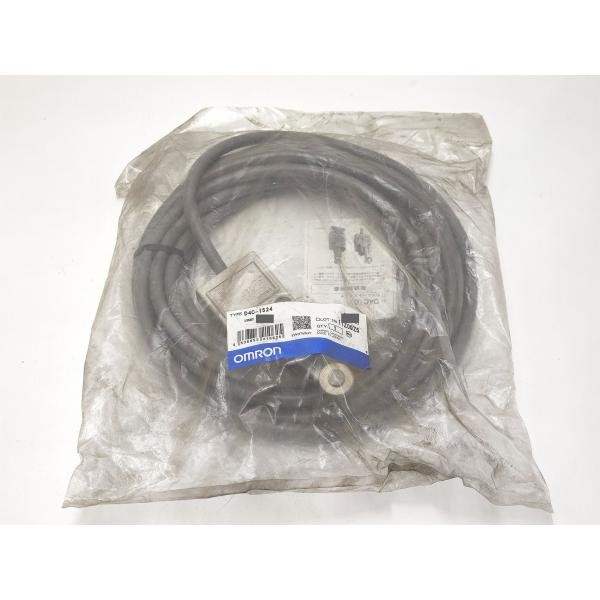 OMRON D4C-1524 Japan Free Shipping [New/Unused]